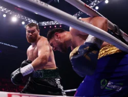 Fury Menang Angka atas Makhmudov, Tantang Anthony Joshua untuk Duel Besar