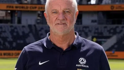 Graham Arnold Siapkan Era Baru Sepak Bola Australia: Antara Kebangkitan Nasional dan Tantangan Internasional