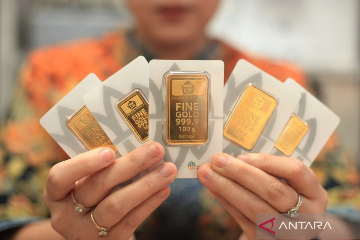 Harga Emas Antam Hari Ini Melonjak, Tembus Rp2,86 Juta per Gram