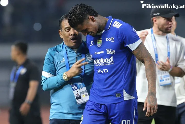Hasil Super League: Ramon Tanque Borong 2 Gol, Persib Masih Kokoh di Puncak