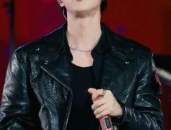 Jin BTS Ungkap Tantangan di Usia 33 dan Tidak Ikut Menulis Lagu ARIRANG