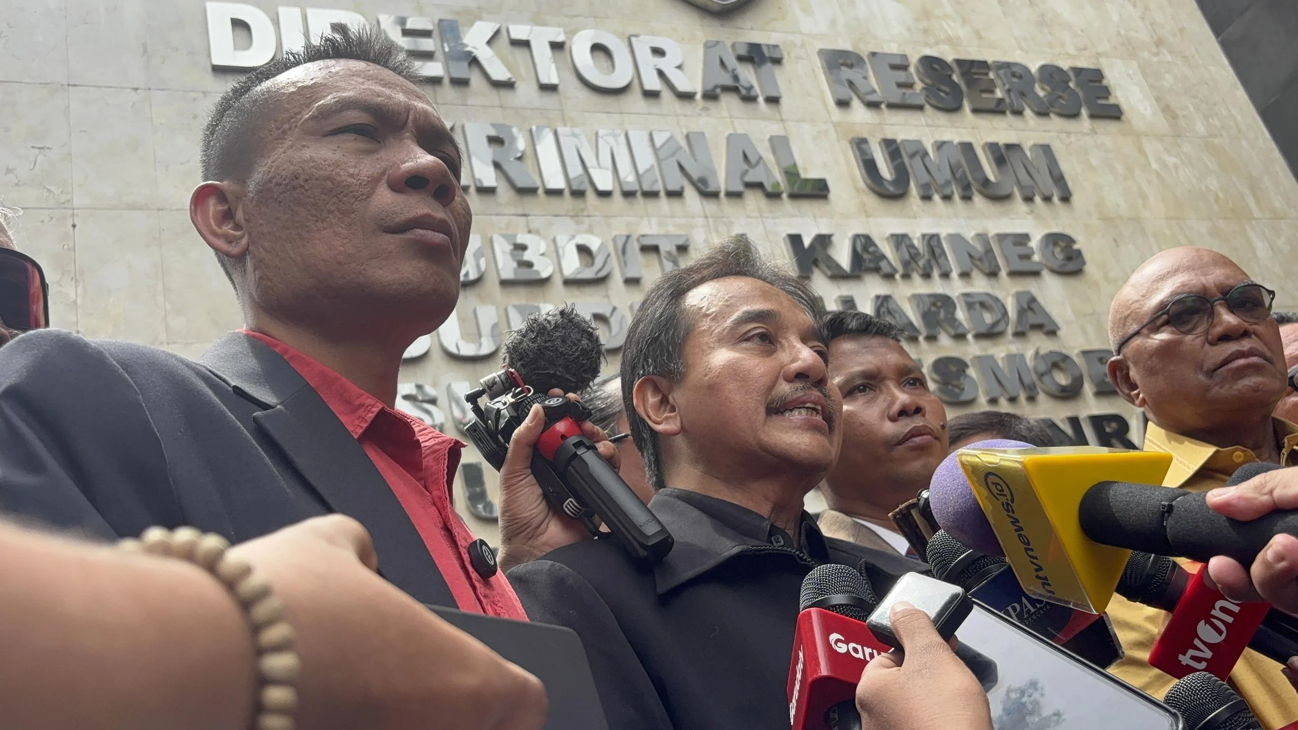 JK Laporkan Rismon Sianipar atas Tuduhan Danai Roy Suryo dalam Kasus Ijazah Jokowi