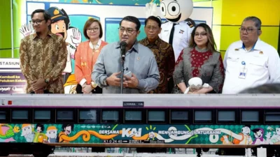 KAI dan Kemenekraf Sulap Kereta Jadi Galeri Seni Kartini bersama Erika Richardo