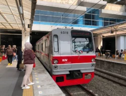 KAI Gencarkan Layanan KRL: 12 Gerbong, Stasiun JIS, Jadwal Baru dan Ridership Meningkat Tajam