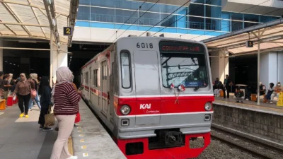 KAI Gencarkan Layanan KRL: 12 Gerbong, Stasiun JIS, Jadwal Baru dan Ridership Meningkat Tajam