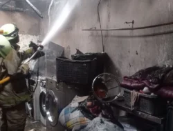 Kebakaran Hebat di Jakarta: Laundry dan Warung Madura Hangus, Penyebab Terkuak!