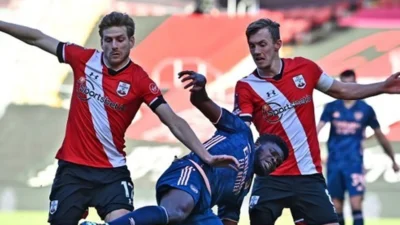 Kejutan Besar! Southampton Kalahkan Arsenal 2-1 dan Melaju ke Semifinal FA Cup