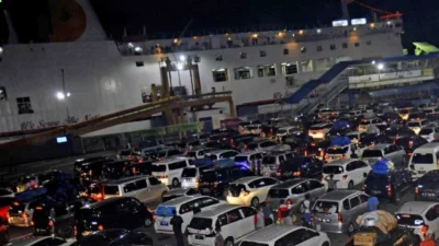 Kemacetan Tol Cikatama dan Lonjakan Penumpang Mudik di Pelabuhan Merak Naik 23% Menyulut Kekhawatiran Musim Lebaran