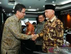 Kepala Daerah Protes Potongan Dana Transfer, Alih Dana Beli Mobil Rp8 Miliar; Prabowo Geleng Kepala