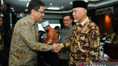 Kepala Daerah Protes Potongan Dana Transfer, Alih Dana Beli Mobil Rp8 Miliar; Prabowo Geleng Kepala