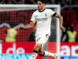 Kevin Diks Siapkan Peluang Emas: Gol Jarak 25 Meter, Kartu Kuning, dan Poin Krusial untuk Gladbach di Laga Leipzig