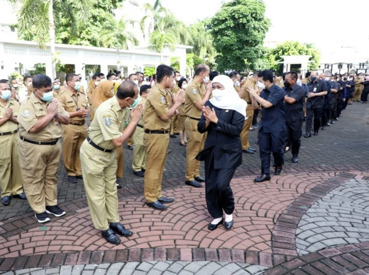 Khofifah Resmikan WFH Setiap Rabu: Revolusi Kerja ASN Jawa Timur Mulai 1 April