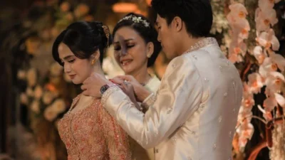 Kilau Rp400 Juta! Perhiasan Mewah Syifa Hadju Bikin Foto Prewedding Semakin Memukau