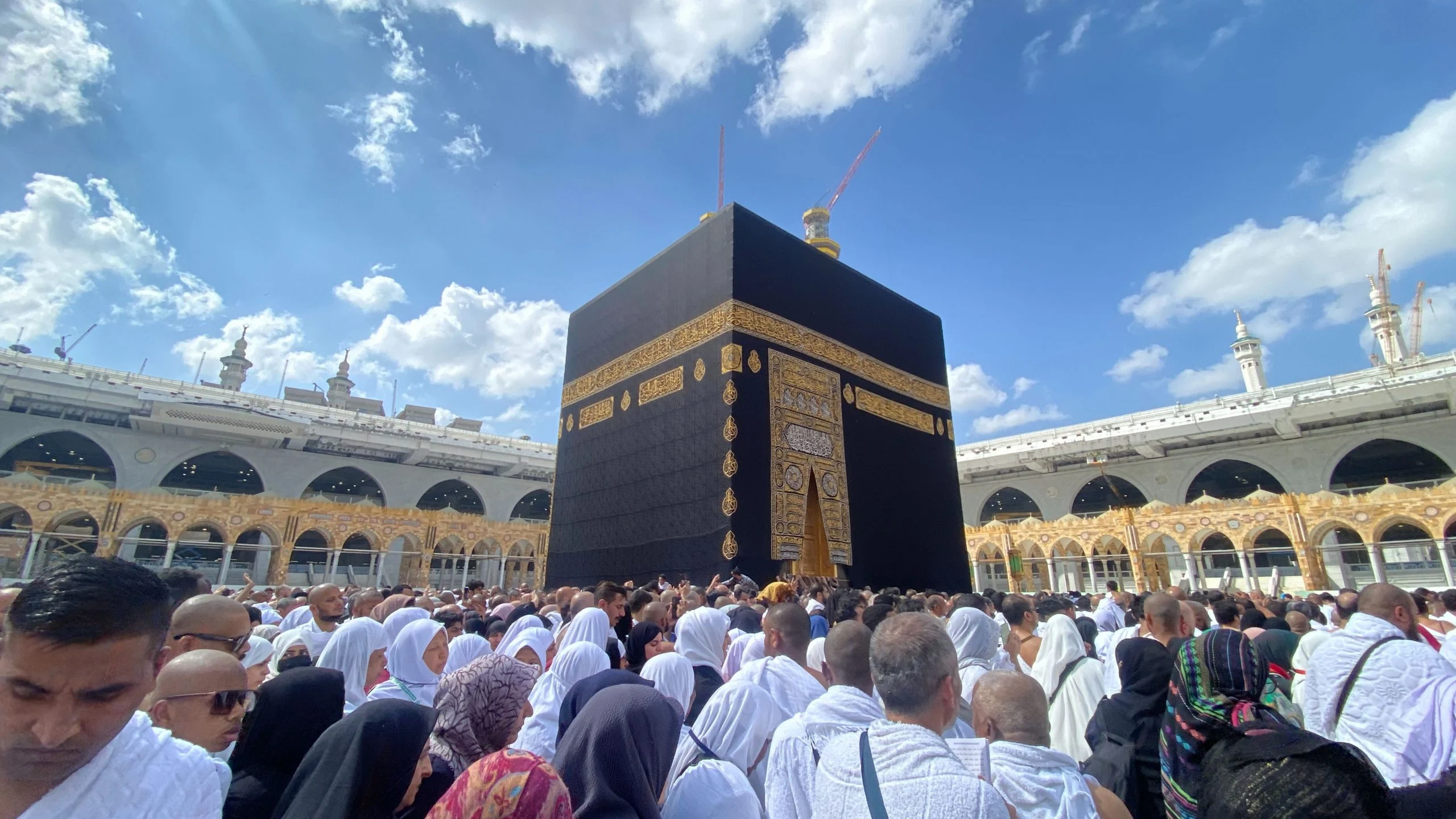 KJRI Jeddah Larang Berfoto di Area Masjid Tanah Suci, Haji Diminta Patuh Aturan Media Sosial