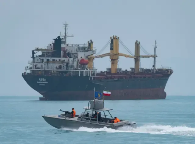 Krisis Memuncak di Strait of Hormuz: Iran Blokir Kapal Tanker India, AS Siapkan Penahanan