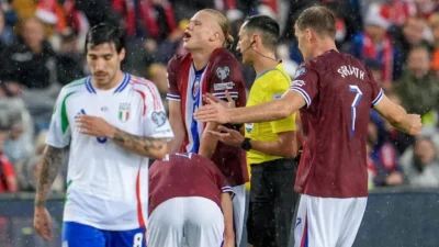 Krisis Timnas Italia: Buffon Mundur Usai Kegagalan ke Piala Dunia 2026