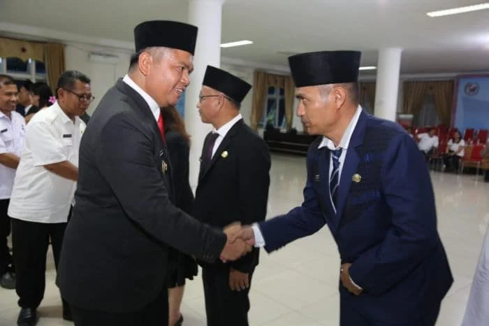 Lantik Pejabat Baru dan Plt, Bupati Lahat Tegaskan Integritas serta Kinerja Nyata