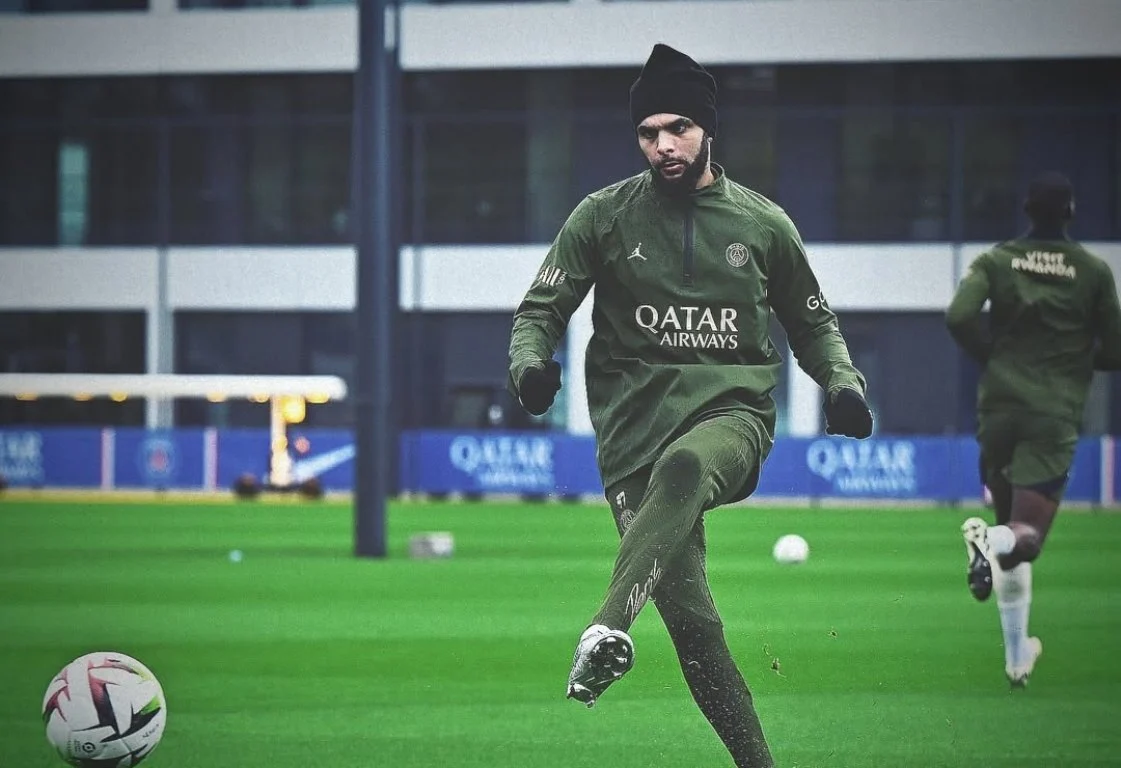 Layvin Kurzawa Ungkap Kunci Adaptasi di Persib Bandung: Peran Andrew Jung dan Harapan Bertahan 2 Bulan Lagi