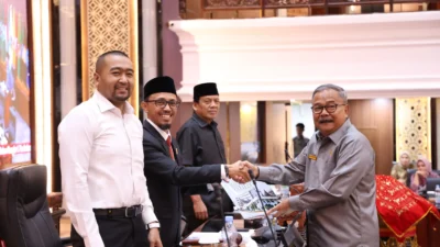 LKPJ Cilegon 2025 Disorot Wakil Ketua Pansus Rahmatullah, Indikasi ‘Copas’ Jadi Perhatian