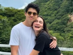 Luna Maya dan Maxime Bouttier Rayakan Sholat Idul Fitri di Kapal Pinisi Raja Ampat, Sambil Gaya dan Persiapan Film Zona Merah