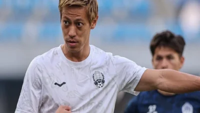 Mantan Bintang Jepang Keisuke Honda Bergabung dengan FC Jurong di Liga Premier Singapura