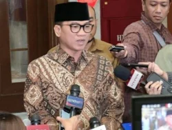 Mendes PDT Yandri Susanto Gelar Lomba Guru dan Sekolah Terbaik dengan Hadiah Rp200 Juta