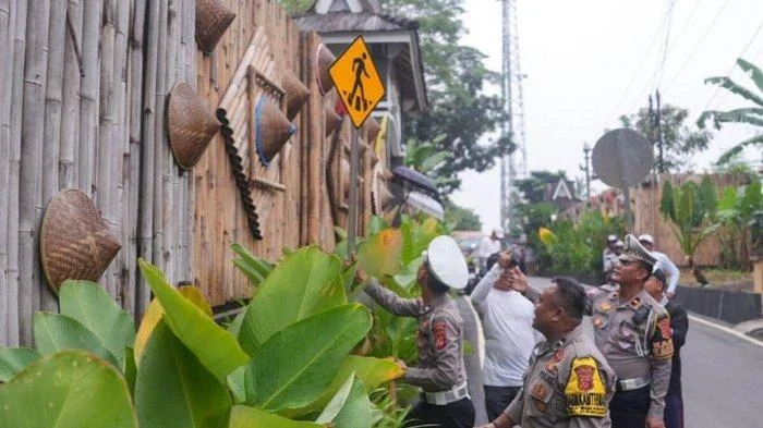 Misteri Maghrib Solo: Dari Tragedi Kebumen hingga Festival Budaya Lembur Pakuan, Apa yang Sebenarnya Terjadi?