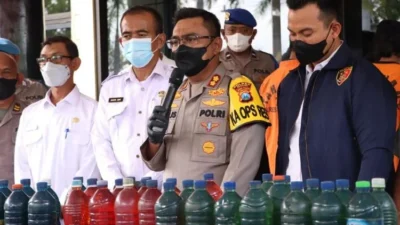 Modus Mobil Modifikasi Bocorkan Skandal Penyelewengan Pertalite di Situbondo: Ratusan Liter Disita Polisi