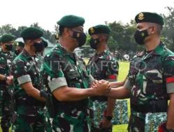 Panglima TNI Naikkan Pangkat Luar Biasa dan Beri Santunan Rp1,8 Miliar untuk Prajurit Gugur di Lebanon