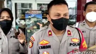 Patroli Dini Hari Polrestabes Palembang Amankan Dua Pria Bersenjata Pistol Rakitan dan Tajam di Keramasan