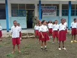 Pejabat Kementerian hingga Dinas Kunjungi SD Negeri di Manggarai Barat yang Viral karena Beraktivitas di Bawah Pohon, Janji Bangun Empat Ruang Kelas