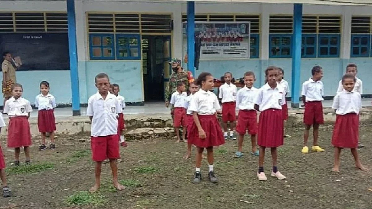 Pejabat Kementerian hingga Dinas Kunjungi SD Negeri di Manggarai Barat yang Viral karena Beraktivitas di Bawah Pohon, Janji Bangun Empat Ruang Kelas