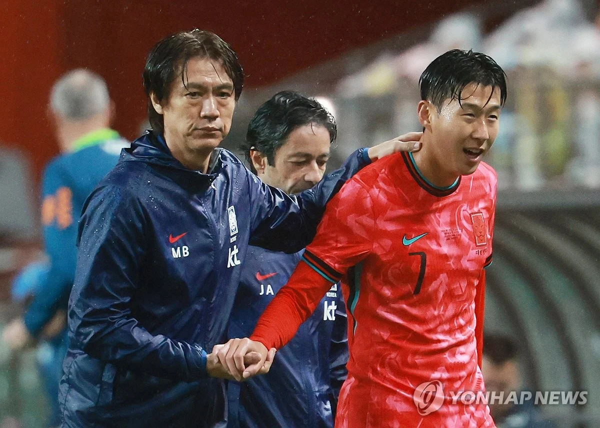Pelatih Korea Selatan Hong Myung-bo Tegaskan Son Heung-min Tetap Jadi Jantung Tim