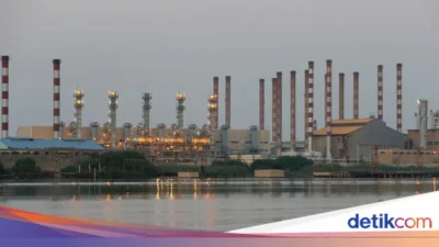 Perang Iran Guncang Pasar Global, Harga Minyak Meroket dan APBN RI Terjepit
