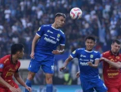 Persib Nyaris Tergelincir, Bojan Hodak Sorot Insiden Kartu Merah dan Mental Pemain