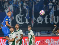 Persib Perkuat Puncak, Persis Bertarung untuk Hindari Degradasi di Liga 1 2025/2026