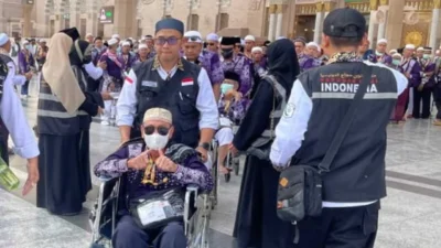 Petugas Haji di Madinah Gelar Apel Perdana, Siapkan 12 Layanan Sambut Kedatangan Jemaah Haji Indonesia
