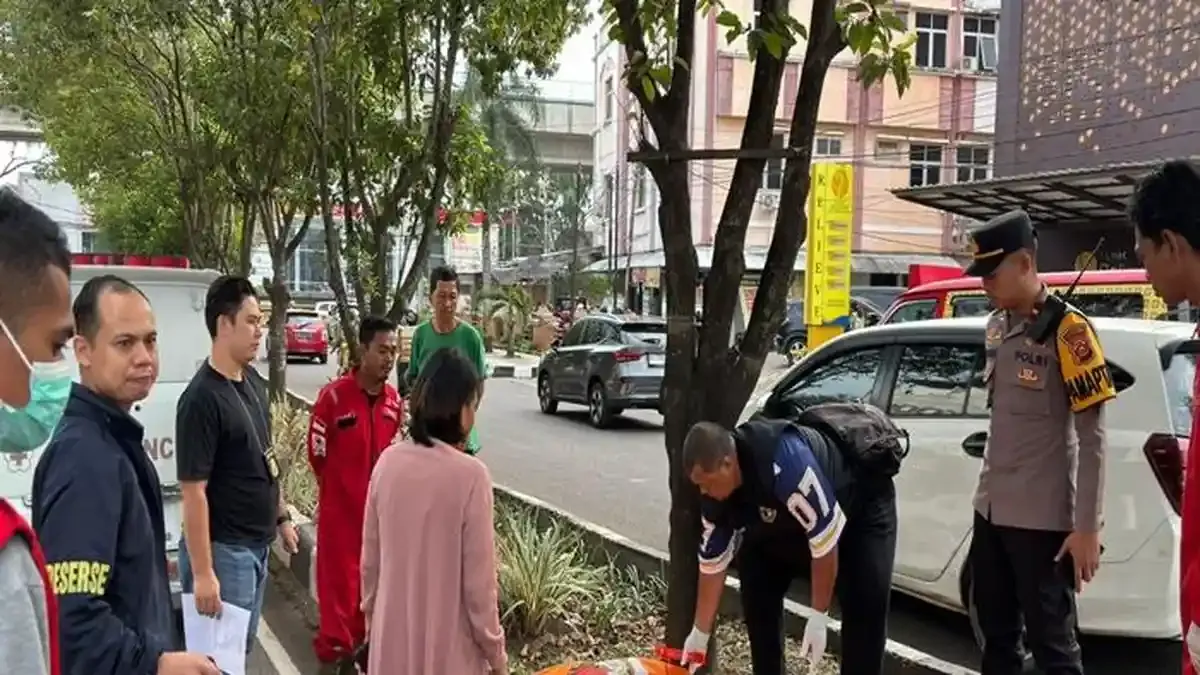 Polsek Ilir Barat I Palembang Tangani Penemuan Jenazah Anak di Selokan Jalan Ratu Alamsyah, VER Dilakukan