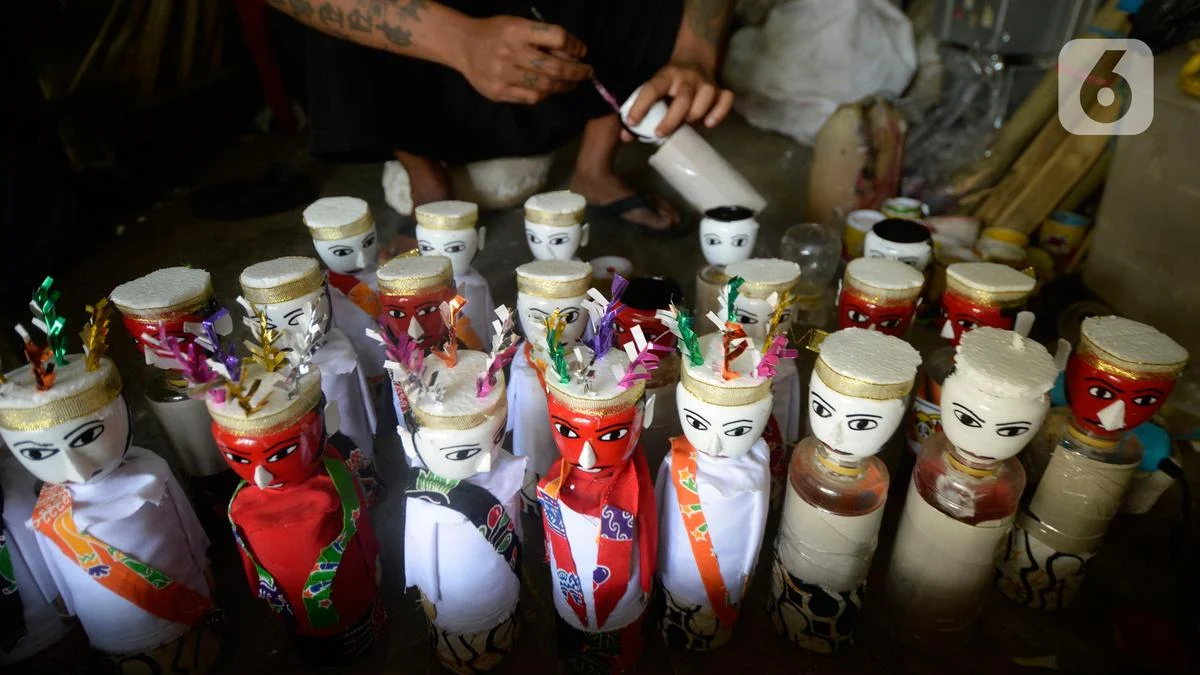 Potret Pengrajin Ondel-Ondel Betawi di Cipondoh