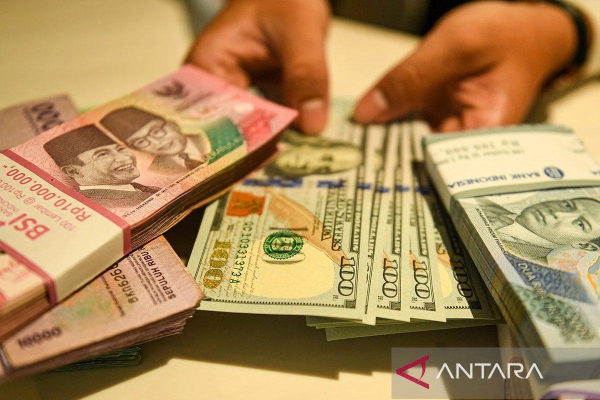 Proyeksi Rupiah Melemah ke Rp17.200, Dipengaruhi Ketegangan AS‑Iran dan Harga Minyak Global