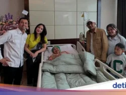 Raffi Ahmad Bantu Biaya Persalinan dan Darurat Medis Anak Dede Sunandar