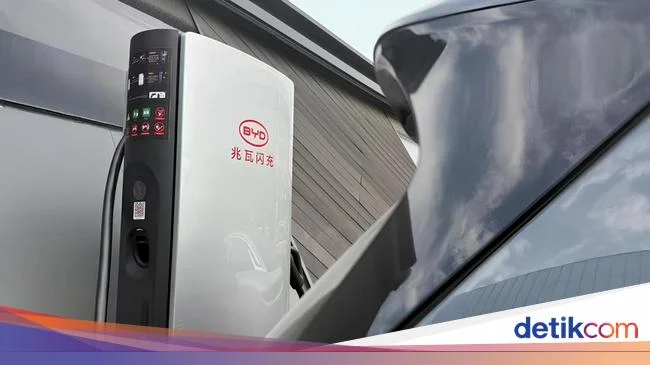 Revolusi Pengisian Super Cepat: BYD Luncurkan Baterai 5 Menit, Diler China Diserbu Konsumen