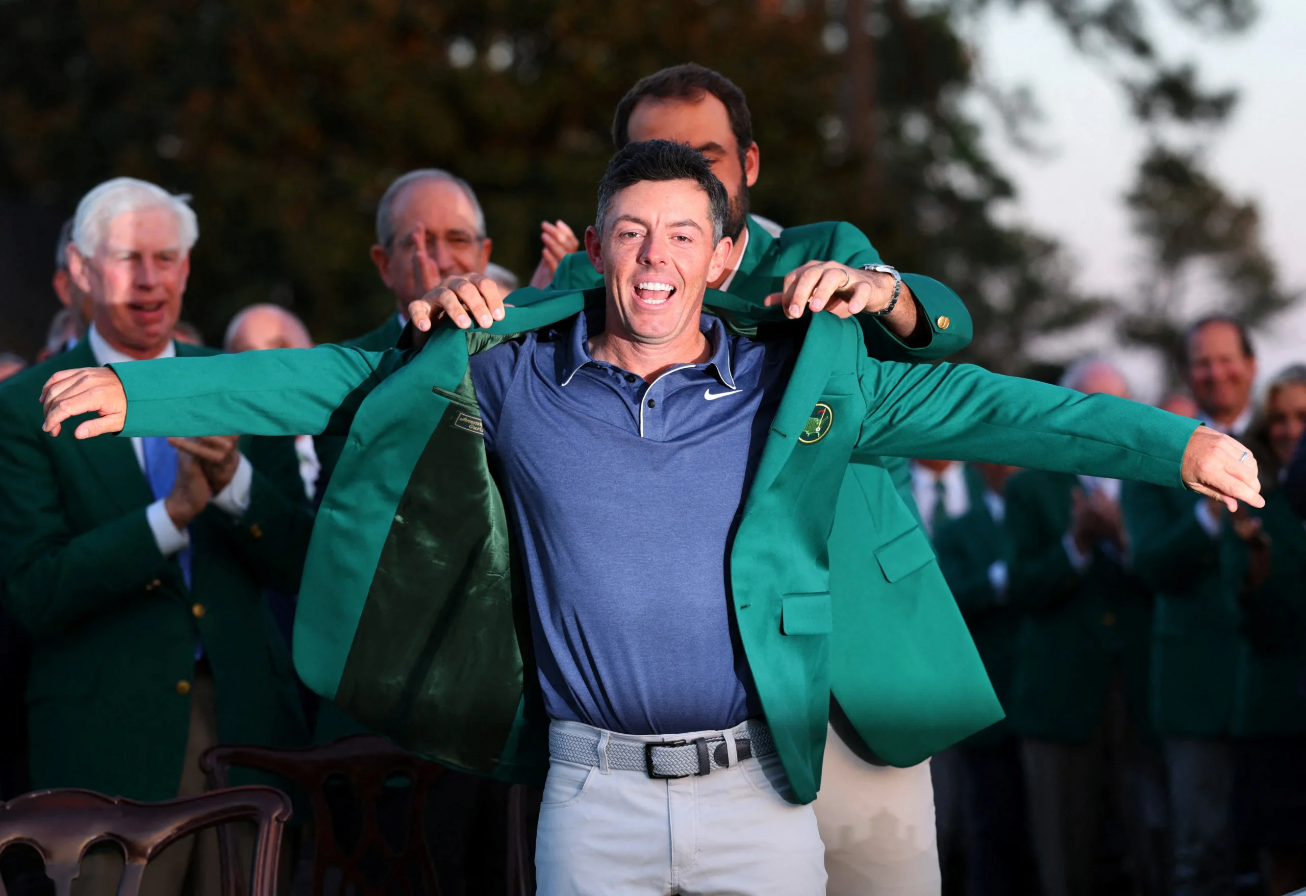 Roh Kejayaan di Augusta: Rory McIlroy Raih Green Jacket Kedua dan Fernando Mendoza Hiasi Master Sebelum Draft NFL 2026