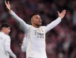 Ronaldo Ngungsi Lapangan, Mbappé Pecahkan Rekor: Apa yang Sebenarnya Terjadi?