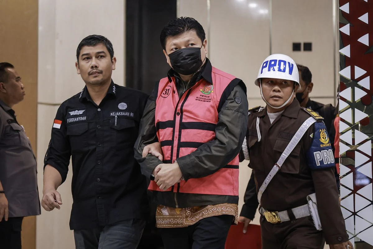 Supriadi, Napi Korupsi Rp 233 Miliar Tertangkap Ngopi di Kedai Kendari, Petugas Dihukum Rahasia