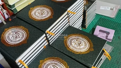 Tara Basro Emosional Saat Membuat Buku Yasin Vidi untuk Mengenang Vidi Aldiano