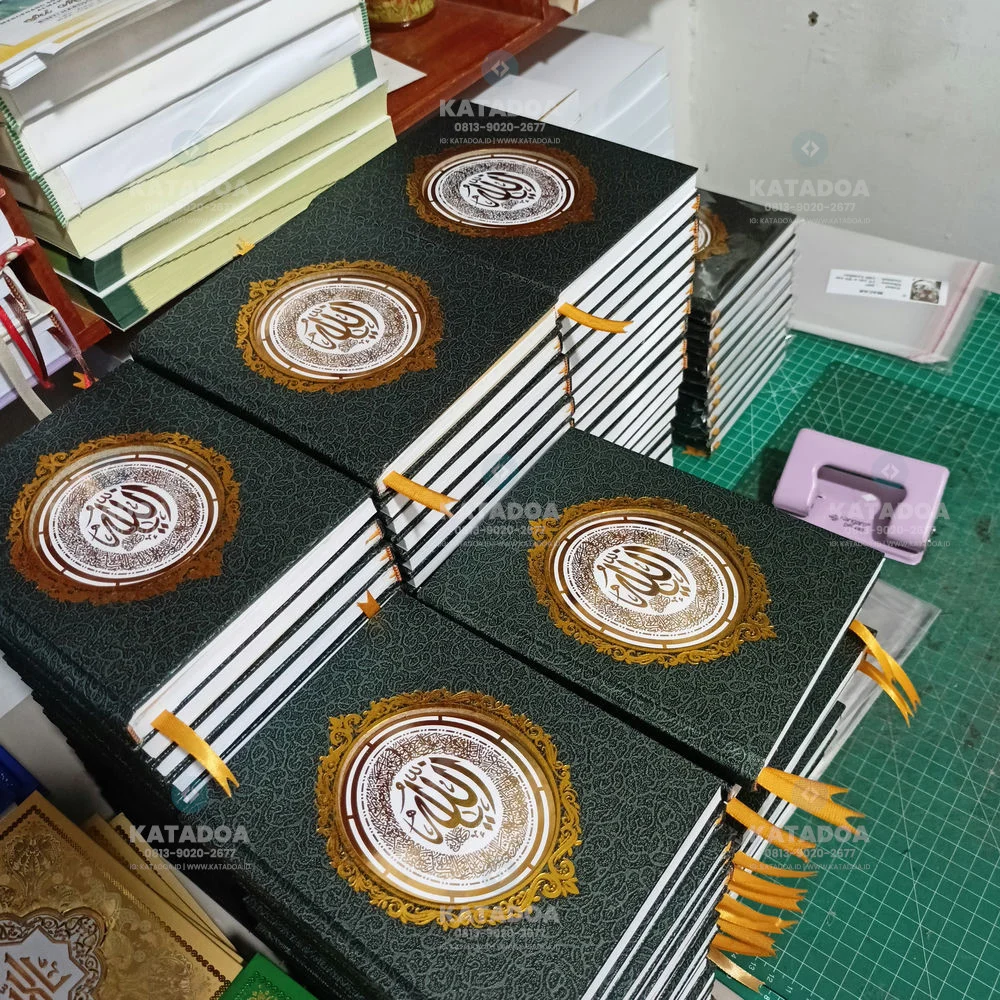 Tara Basro Emosional Saat Membuat Buku Yasin Vidi untuk Mengenang Vidi Aldiano