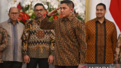 Teddy Indra Wijaya Bongkar Isu Reshuffle Kabinet: ‘Nanti Bapak Presiden yang Cerita’