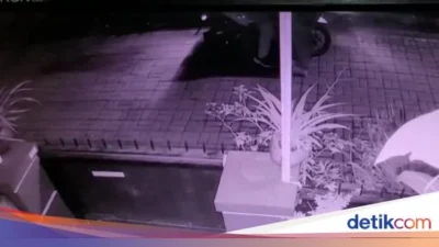 Teror Oknum TNI AD Terekam CCTV Malang, Warga Terancam Parang
