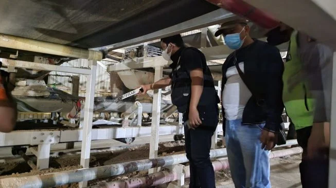 Tragedi Kerja di Pabrik Semen Bayah Lebak, Pekerja Tewas Terjepit Mesin Conveyor